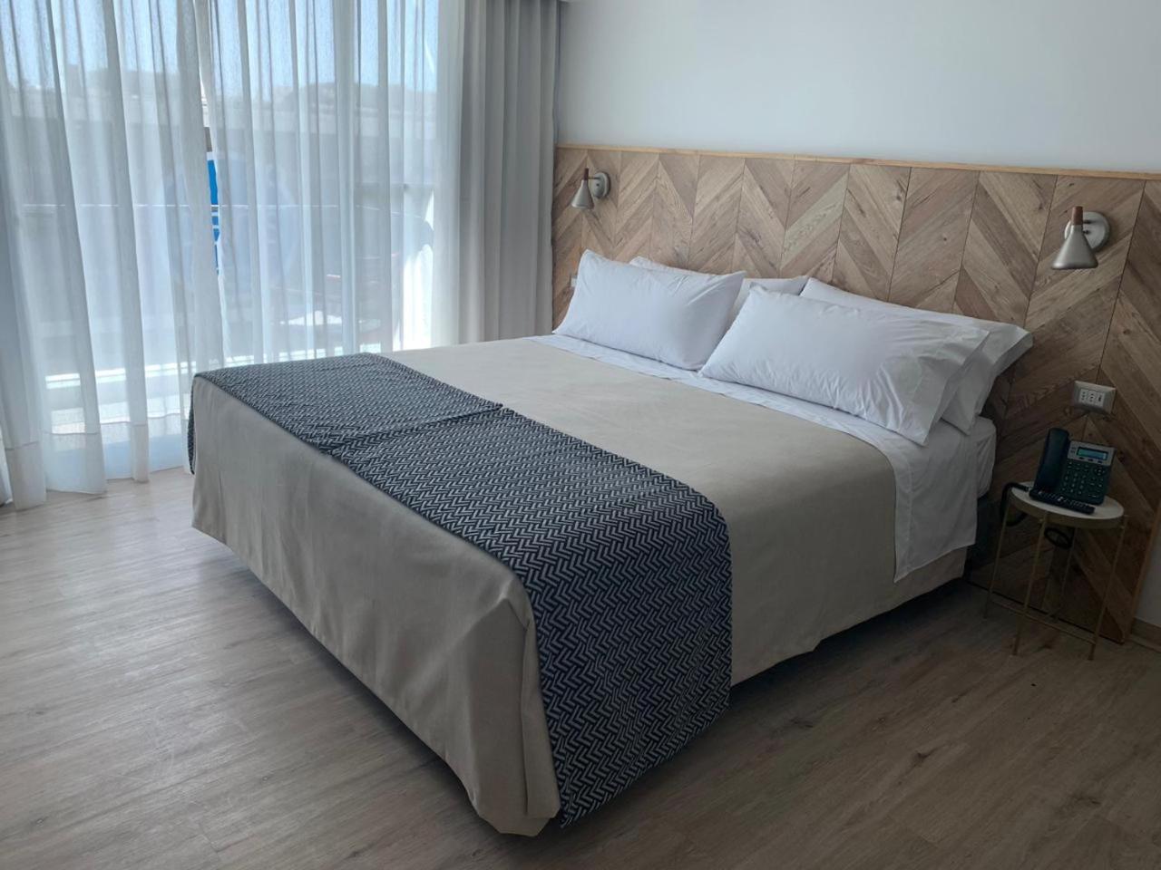 Rq Antofagasta Aparthotel Buitenkant foto